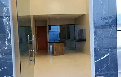 Imagem: A casa em condomínio possui 3 Dormitórios, 2 Banheiros, 1