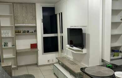 Imagem: A kitnet possui 1 Dormitório, 1 Banheiro, 1 Vaga na garagem