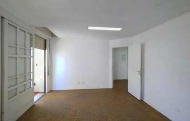 Imagem: Sala comercial com 76 m² para locação na Sé