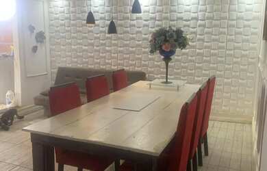 Imagem: A casa possui 2 Dormitórios, 2 Banheiros, 100m² de Área