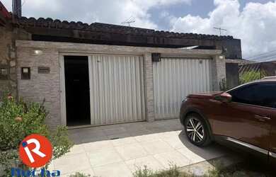 Imagem: A casa em condomínio à venda possui 2 Dormitórios, 2 Banheiros