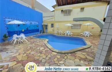 Imagem: A casa possui 3 Dormitórios, 2 Banheiros, 1 Vaga na garagem