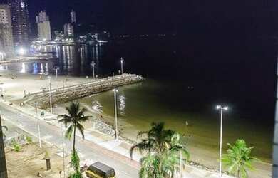 Imagem: A kitnet possui 1 Dormitório, 1 Banheiro, 1 Vaga na garagem