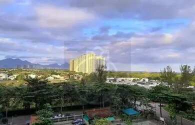 Imagem: O apartamento possui 1 Dormitório, 1 Banheiro, 1 Vaga na garagem