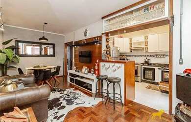 Imagem: O apartamento possui 2 Dormitórios, 1 Banheiro, 2 Vagas na