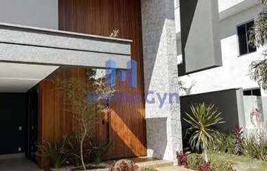 Imagem 5: Sobrado à venda no Jardins Madri com 4 suítes em Goiânia GO