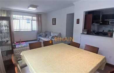 Imagem: O apartamento possui 4 Dormitórios, 2 Banheiros, 1 Vaga na