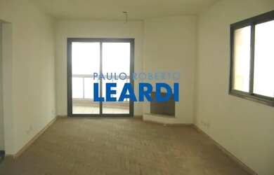 Imagem: O apartamento possui 3 Dormitórios, 5 Banheiros, 4 Vagas na