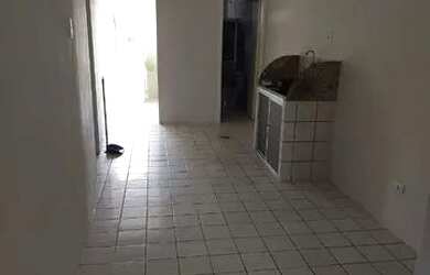 Imagem: A casa possui 3 Dormitórios, 2 Banheiros, 80m² de Área e