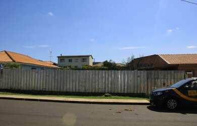 Imagem: O terreno possui 528m² de Área e está localizado em Oficinas