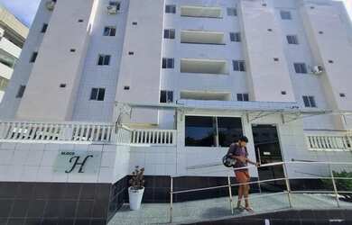 Imagem: O apartamento possui 3 Dormitórios, 2 Banheiros, 1 Vaga na