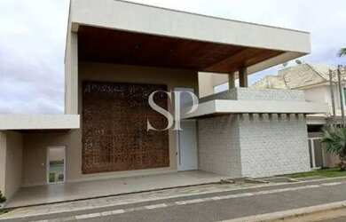 Imagem: A casa em condomínio possui 4 Dormitórios, 5 Banheiros, 5