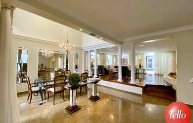 Imagem: A casa possui 3 Dormitórios, 5 Banheiros, 5 Vagas na garagem