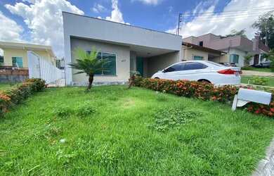 Imagem: A casa em condomínio possui 3 Dormitórios, 2 Banheiros, 4