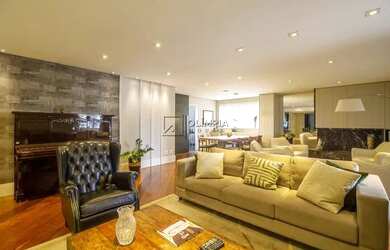 Imagem: O apartamento possui 4 Dormitórios, 5 Banheiros, 4 Vagas na