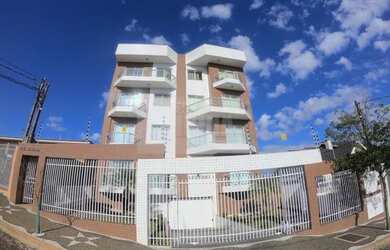 Imagem: O apartamento possui 3 Dormitórios, 1 Banheiro, 1 Vaga na garagem