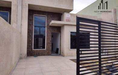 Imagem: A casa possui 3 Dormitórios, 2 Banheiros, 2 Vagas na garagem