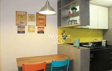 Imagem: O apartamento possui 1 Dormitório, 1 Banheiro, 1 Vaga na garagem