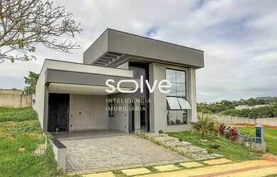 Imagem: A casa em condomínio possui 3 Dormitórios, 4 Banheiros, 4