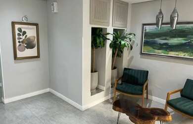 Imagem 2: Apto 2 quartos, sendo 1 suite, 1 vaga em condominio clube Village Parana