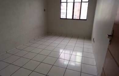 Imagem 4: AP Muito Amplo, Ventilado, Garagem Coberta, Próx Mateus Forquilha, Condomínio Girassol!