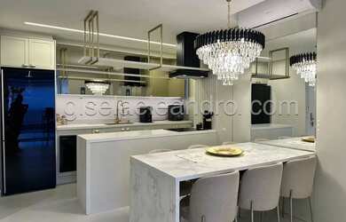 Imagem: O apartamento possui 3 Dormitórios, 2 Banheiros, 2 Vagas na