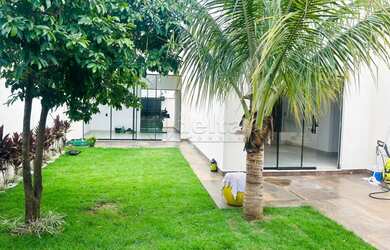 Imagem 1: Casa disponível para venda no bairro Novo Mundo em Uberlândia-MG