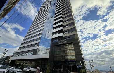 Imagem: O apartamento possui 4 Dormitórios, 1 Banheiro, 3 Vagas na