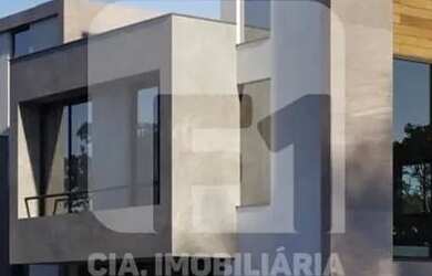 Imagem: A casa em condomínio possui 3 Dormitórios, 3 Banheiros, 2