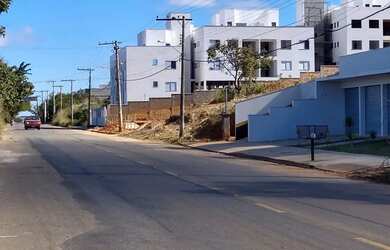 Imagem: O terreno possui 1000m² de Área e está localizado em Lagoa