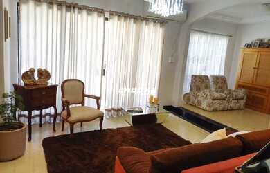 Imagem 4: Excelente Residência com Piscina no Bairro Velha