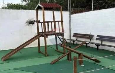 Imagem: O apartamento possui 2 Dormitórios, 1 Banheiro e está localizado