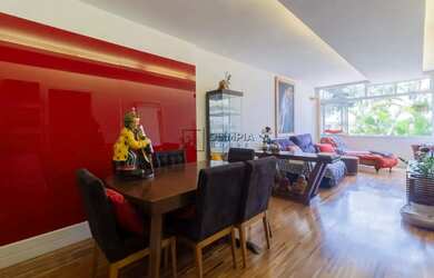 Imagem: O apartamento possui 3 Dormitórios, 4 Banheiros, 1 Vaga na