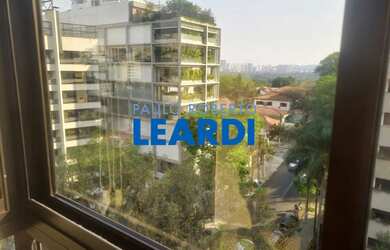 Imagem: O apartamento possui 3 Dormitórios, 4 Banheiros, 3 Vagas na