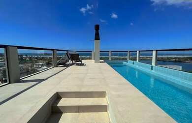 Imagem: O apartamento possui 2 Dormitórios, 1 Banheiro, 2 Vagas na