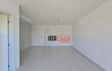 Imagem: O apartamento possui 1 Dormitório, 1 Banheiro, 46m² de Área