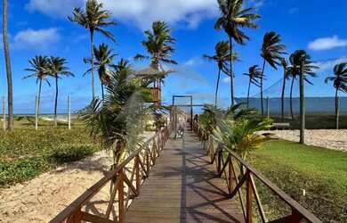 Imagem: A casa em condomínio possui 4 Dormitórios, 5 Banheiros, 2