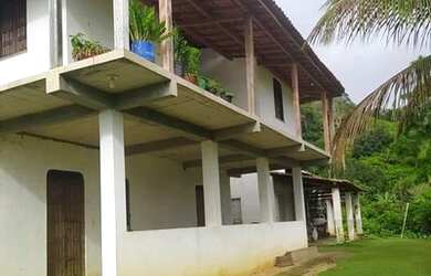 Imagem: A fazenda possui 34.000m² de Área e está localizado em Gandu