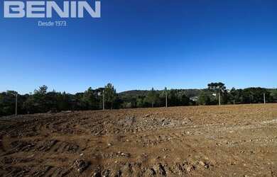 Imagem: O terreno possui 450m² de Área e está localizado em Centro