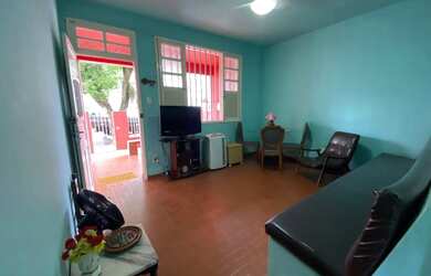 Imagem: A casa possui 4 Dormitórios, 3 Banheiros, 80m² de Área e