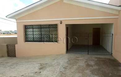 Imagem: A casa possui 3 Dormitórios, 1 Banheiro, 200m² de Área e