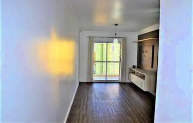 Imagem: O apartamento possui 3 Dormitórios, 2 Banheiros, 2 Vagas na