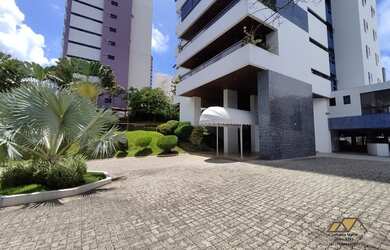 Imagem: O apartamento possui 4 Dormitórios, 5 Banheiros, 3 Vagas na