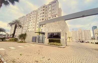 Imagem: O apartamento possui 2 Dormitórios, 1 Banheiro, 1 Vaga na garagem