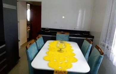 Imagem: A casa possui 2 Dormitórios, 1 Banheiro e 120m² de Área e