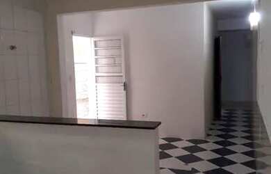 Imagem: A casa possui 1 Dormitório, 1 Banheiro, 55m² de Área e está