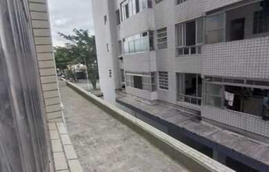 Imagem: O apartamento possui 2 Dormitórios, 2 Banheiros, 2 Vagas na