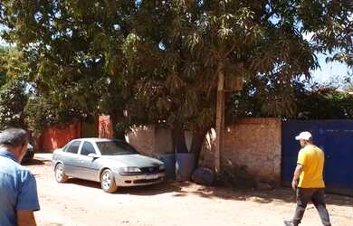 Imagem: A casa possui 5 Dormitórios, 5 Banheiros, 3 Vagas na garagem