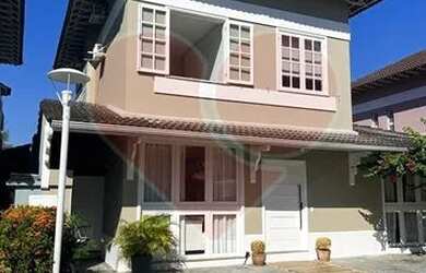 Imagem: A casa em condomínio possui 5 Dormitórios, 4 Banheiros, 2