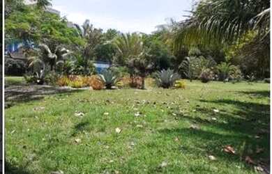 Imagem: A casa em condomínio possui 4 Dormitórios, 5 Banheiros, 3